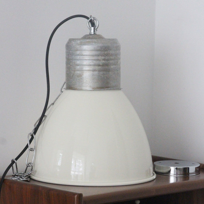 Silje – Industrial Enamel Pendant Light BO-HA