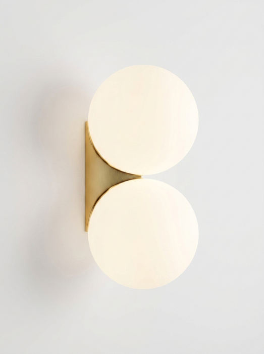Solja – Modern Glass Orb LED Bedside Wall Sconce BO-HA