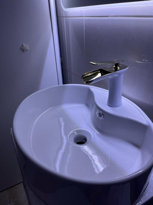 Mai - Single Handle Gold Bathroom Faucet — customer photo by Melissa J.